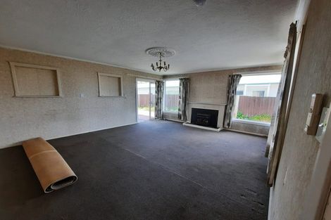 Photo of property in 113 Gayhurst Road, Dallington, Christchurch, 8061