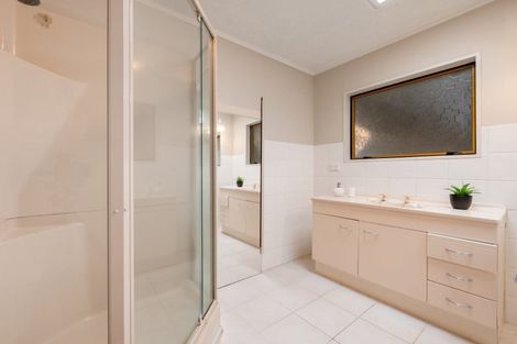 Photo of property in 10 Aintree Place, Mount Maunganui, 3116