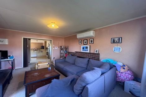 Photo of property in 16 Fairview Avenue, Feilding, 4702