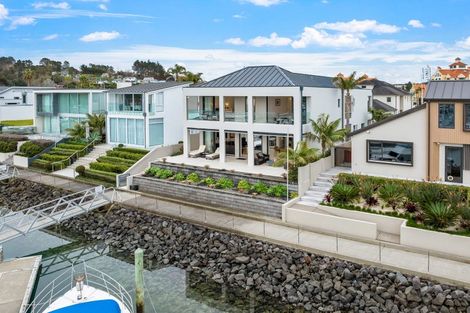 Photo of property in 36 Rue D' Amarres, Gulf Harbour, Whangaparaoa, 0930