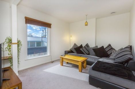 Photo of property in 64 Pinehaven Road, Pinehaven, Upper Hutt, 5019