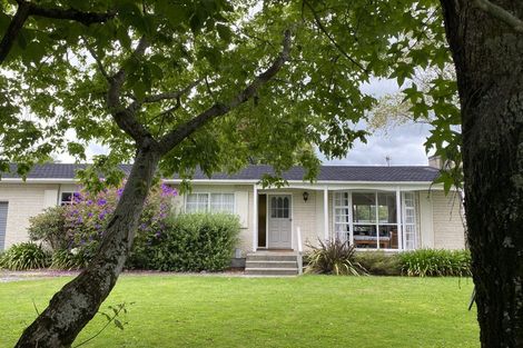 Photo of property in 14 Papawai Road, Greytown, 5712