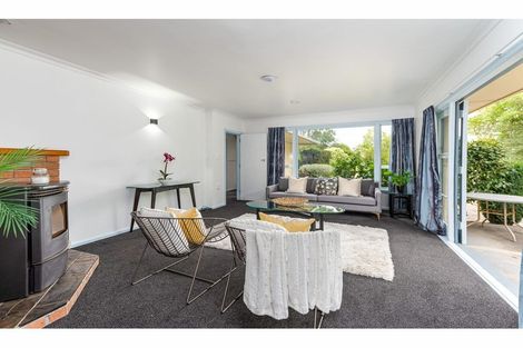 Photo of property in 30 Greenwood Close, Mairehau, Christchurch, 8013