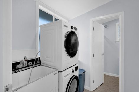 Photo of property in 44 Dorset Avenue, Westown, New Plymouth, 4310