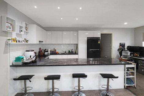 Photo of property in 1a Waldie Grove, Avalon, Lower Hutt, 5011