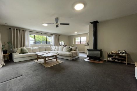 Photo of property in 117a Wainoni Road, Avondale, Christchurch, 8061