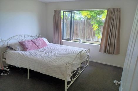Photo of property in 53 Coolspring Way, Redwood, Christchurch, 8051