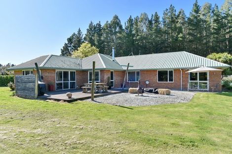 Photo of property in 606 Pesters Road, West Eyreton, Rangiora, 7475