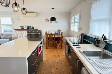 Photo of property in 1/8 Phillip Parade, Forrest Hill, Auckland, 0620