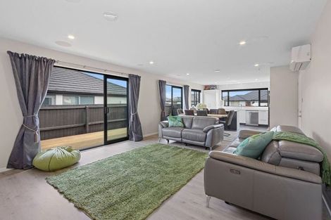 Photo of property in 8 Brightstone Crescent, Aranui, Christchurch, 8061