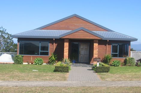 Photo of property in 95 Centennial Drive, Whitianga, 3510