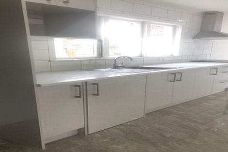 Photo of property in 180 Great North Road, Glendene, Auckland, 0612