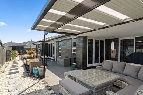 Photo of property in 14 Deans Place, Amberley, 7410