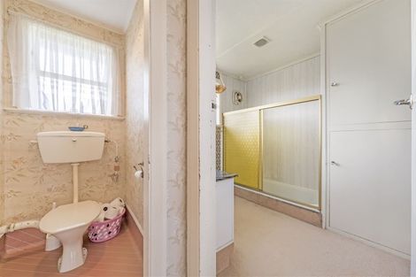 Photo of property in 12 Ross Grove, Trentham, Upper Hutt, 5018