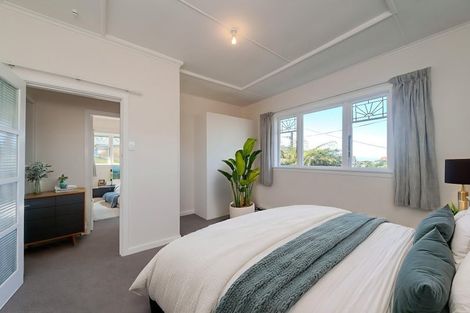 Photo of property in 30 Espin Crescent, Karori, Wellington, 6012