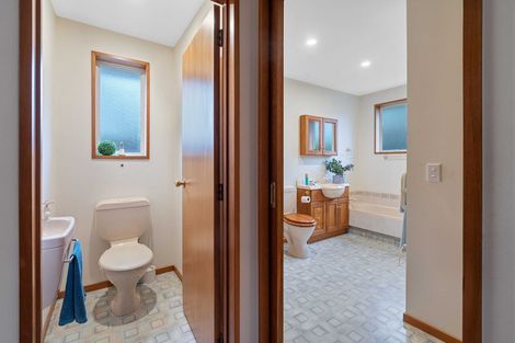 Photo of property in 2/35 Merrin Street, Avonhead, Christchurch, 8042