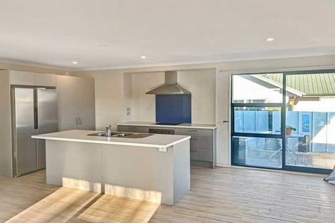 Photo of property in 2 Saint Lukes Street, Woolston, Christchurch, 8062