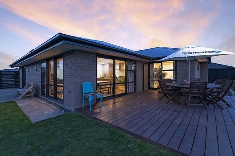 Photo of property in 15 Chimango Place, Rolleston, 7615