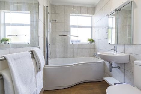 Photo of property in 11 George Street, Lower Vogeltown, New Plymouth, 4310