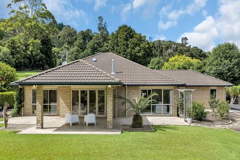 Photo of property in 16 De L'isle Lane, Maungatapere, Whangarei, 0179