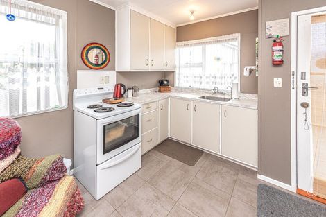 Photo of property in 4/104 Alma Road, Gonville, Whanganui, 4501