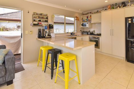 Photo of property in 9 Brechin Place, Wattle Downs, Auckland, 2103
