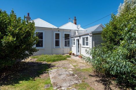 Photo of property in 124 Harbour Terrace, North Dunedin, Dunedin, 9016