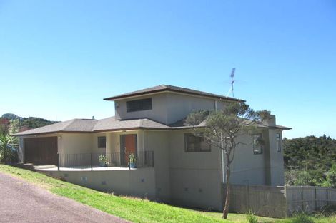 Photo of property in 9 Glenreagh Place, Torbay, Auckland, 0630