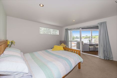 Photo of property in 90 Shakespear Road, Army Bay, Whangaparaoa, 0930