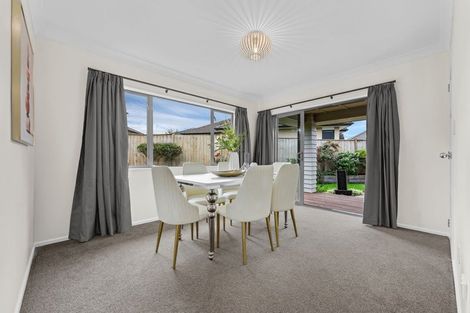 Photo of property in 125 Wayne Francis Drive, Flat Bush, Auckland, 2016