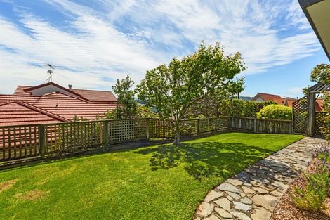 Photo of property in 9 Lanyon Place, Whitby, Porirua, 5024