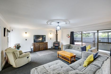 Photo of property in 13 Donegal Crescent, Tamatea, Napier, 4112