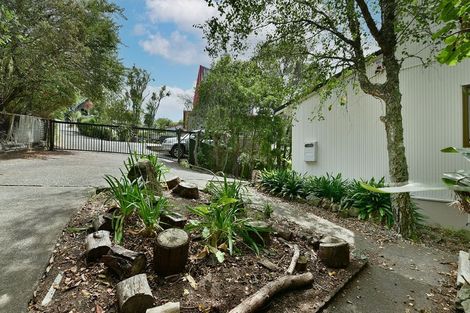 Photo of property in 39 Hillcrest Road, Hatfields Beach, Orewa, 0931