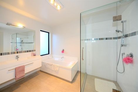 Photo of property in 24 Davaar Crescent, Broomfield, Christchurch, 8042