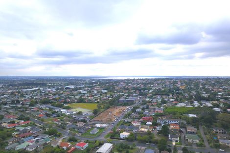 Photo of property in 38 Maui Pomare Street, Blockhouse Bay, Auckland, 0600