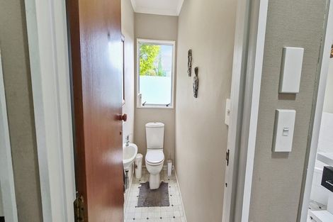 Photo of property in 33 Johnson Street, Bulls, 4818