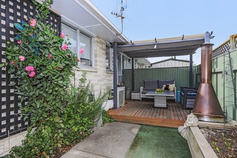Photo of property in 2/707 Roberts Street, Hastings, 4122