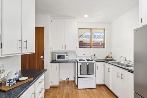 Photo of property in 41b Andrew Street, Waikanae, 5036