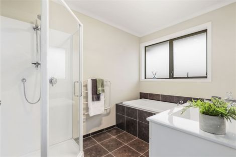 Photo of property in 109 Barrington Drive, Huntington, Hamilton, 3210