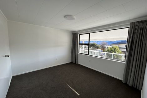 Photo of property in 71 Manuka Crescent, Wanaka, 9305