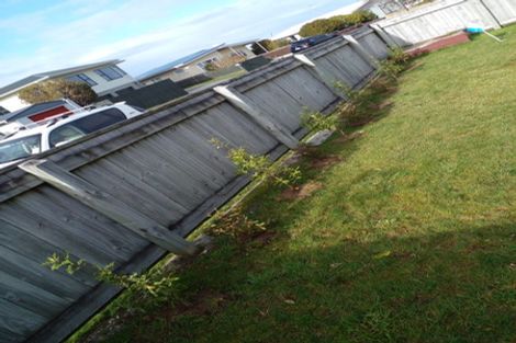 Photo of property in 1/23 Maple Grove, Maungaraki, Lower Hutt, 5010