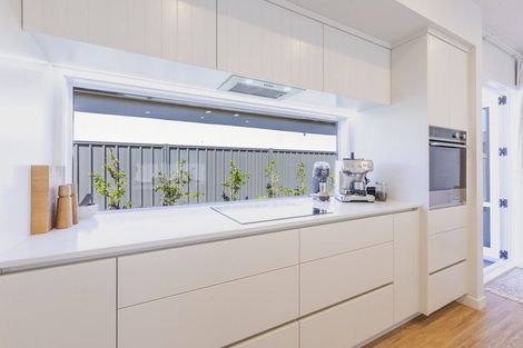 Photo of property in 18 Hunter Drive, Awatoto, Napier, 4110