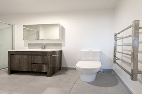 Photo of property in 6 Riroriro Close, Papakura, 2110