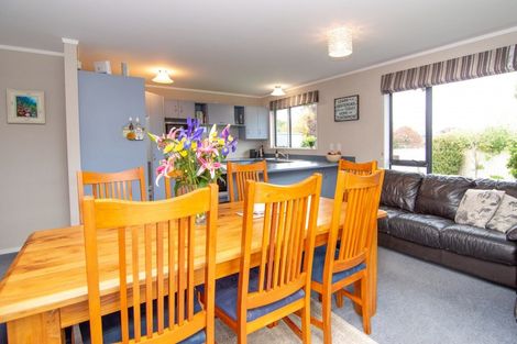 Photo of property in 12 Aspen Way, Kelvin Grove, Palmerston North, 4414