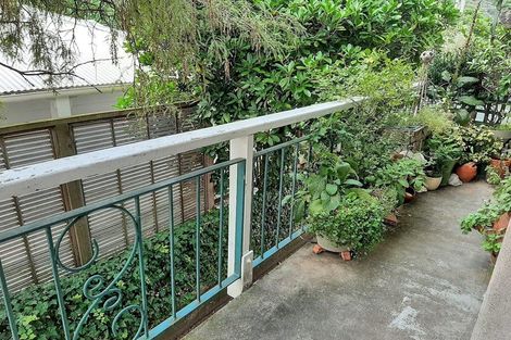 Photo of property in 14 Miro Street, Eastbourne, Lower Hutt, 5013