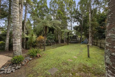 Photo of property in 23 Tainui Road, Titirangi, Auckland, 0604