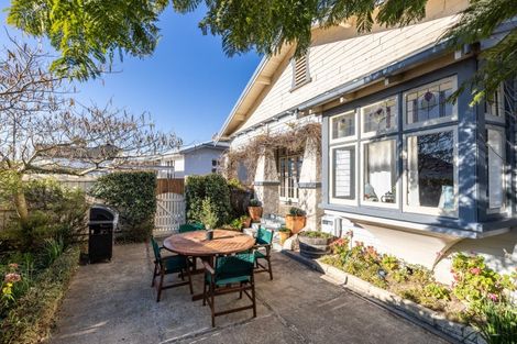 Photo of property in 10 Latham Street, Napier South, Napier, 4110