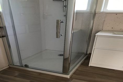 Photo of property in 16 Sale Street, Cockle Bay, Auckland, 2014