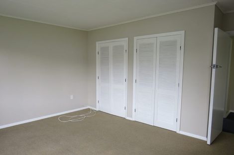 Photo of property in 27 York Place, Cannons Creek, Porirua, 5024