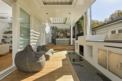 Photo of property in 27 Franklin Road, Freemans Bay, Auckland, 1011